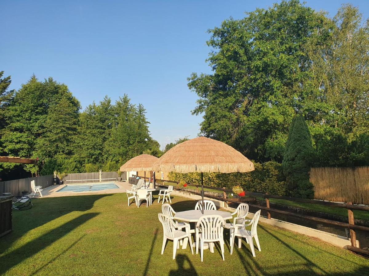 Luxury Safari Tents At Moulin Du Pommier Glamping & Camping Saulgond Buitenkant foto