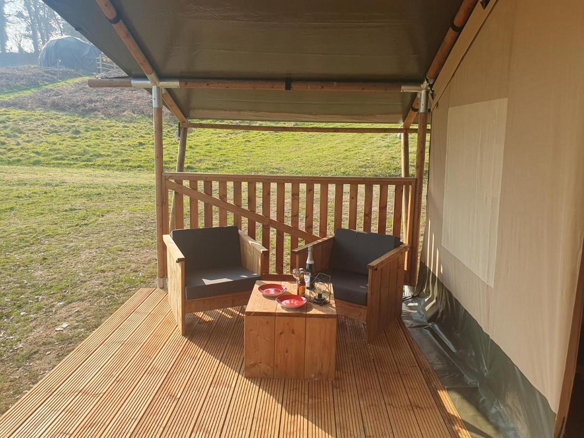 Luxury Safari Tents At Moulin Du Pommier Glamping & Camping Saulgond Buitenkant foto