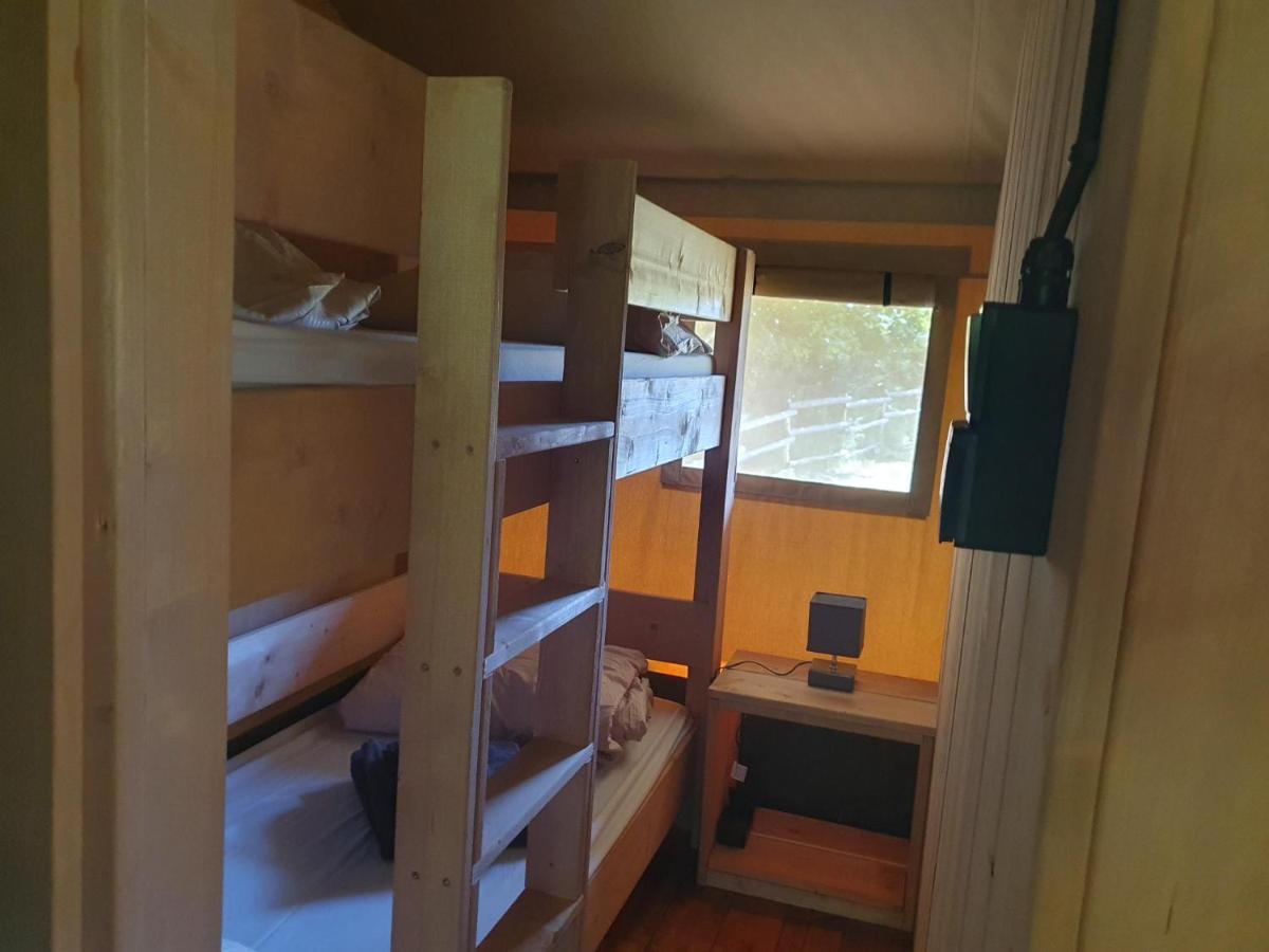 Luxury Safari Tents At Moulin Du Pommier Glamping & Camping Saulgond Buitenkant foto