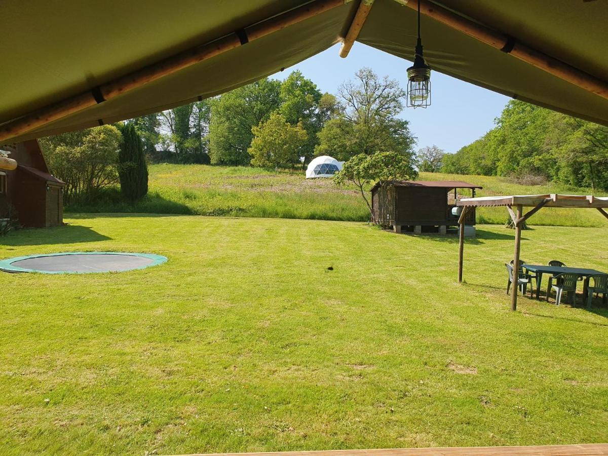 Luxury Safari Tents At Moulin Du Pommier Glamping & Camping Saulgond Buitenkant foto