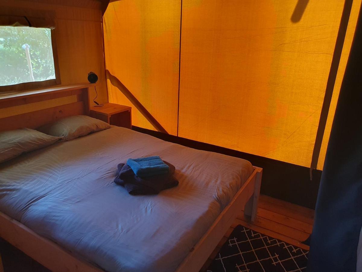 Luxury Safari Tents At Moulin Du Pommier Glamping & Camping Saulgond Buitenkant foto